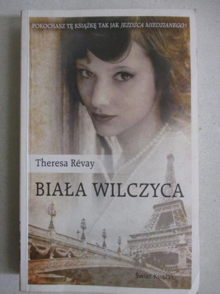 Biała wilczyca