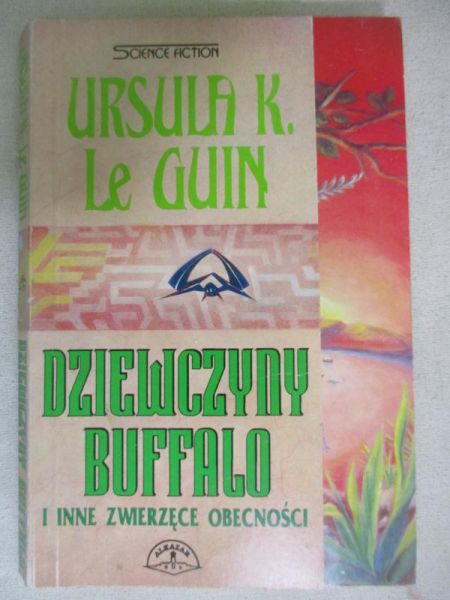 Dziewczyny Buffalo i inne zwierzęce obecności