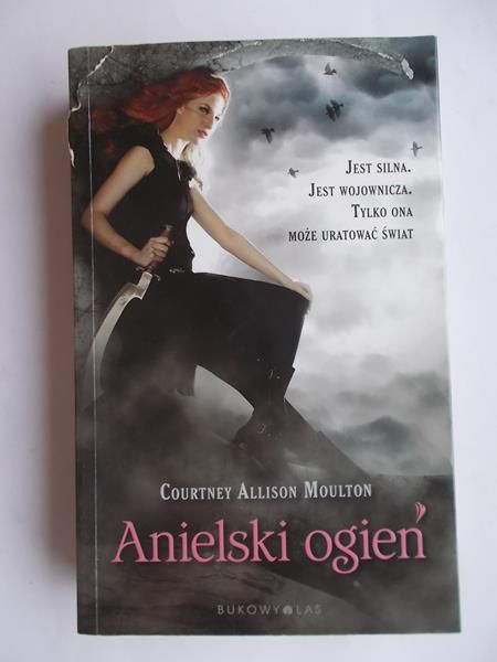 Moulton Courtney Allison - Anielski ogień