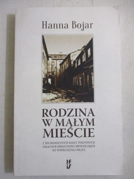 Rodzina w małym mieście