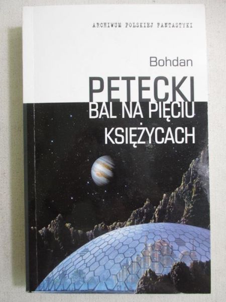 Bal na Pięciu Księżycach