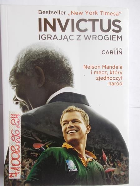 Carlin John - Invictus igrając z wrogiem