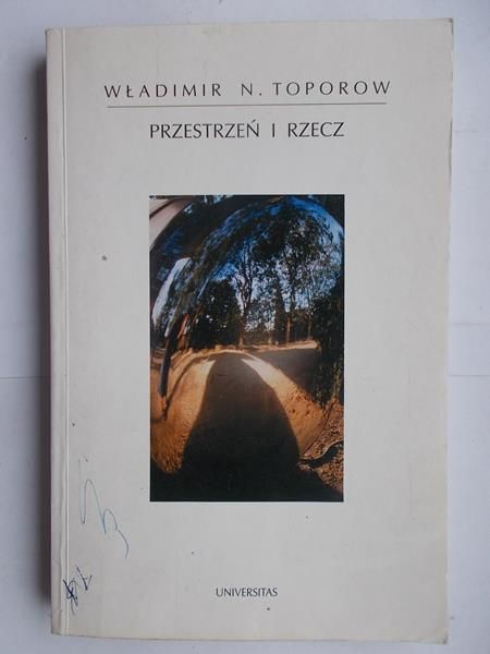 Przestrzeń i rzecz