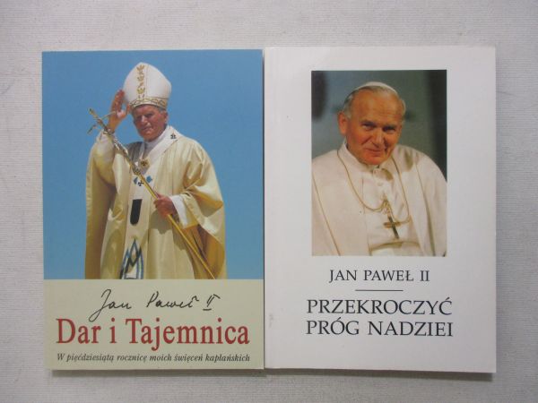 Jan Paweł II - Przekroczyć próg nadziei / Dar i tajemnica