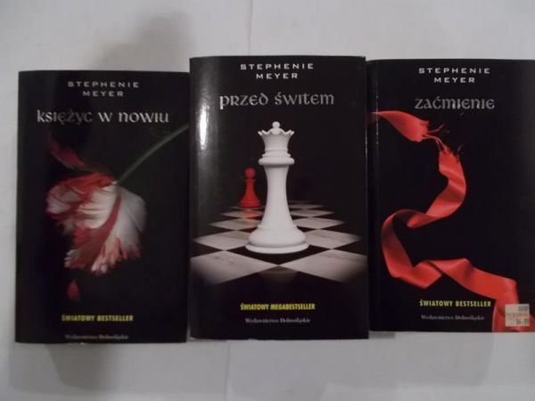 Przed świtem / Księżyc w nowiu / Zaćmienie