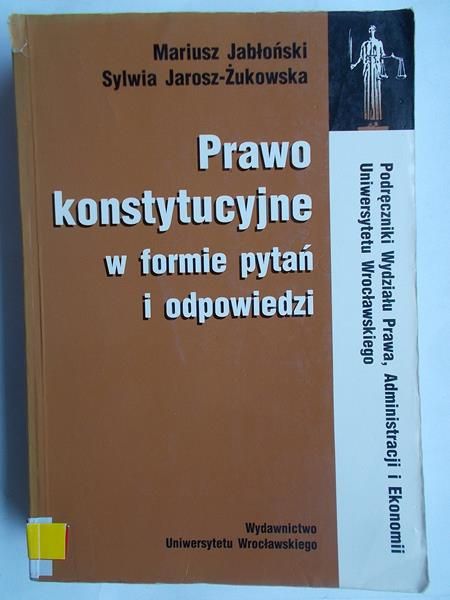 Prawo konstytucyjne w formie pytań i odpowiedzi