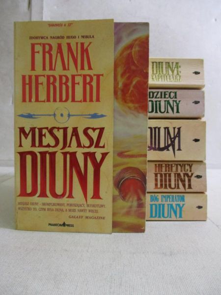 Diuna / Bóg Imperator Diuny / Heretycy Diuny / Mesjasz Diuny / Diuna: kapitularz / Dzieci Diuny
