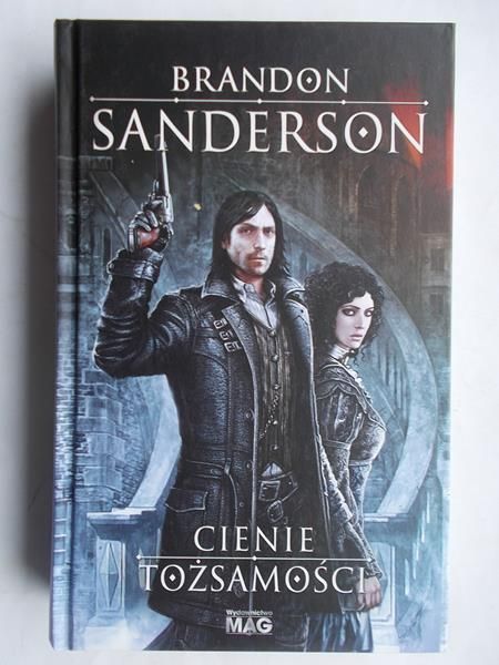 Sanderson Brandon - Cienie tożsamości