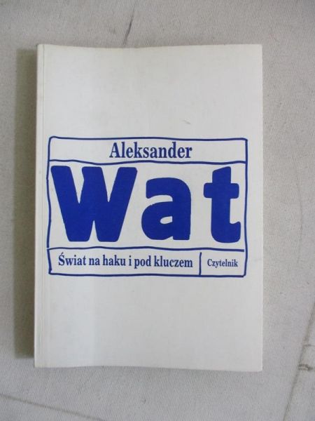 Świat na haku i pod kluczem
