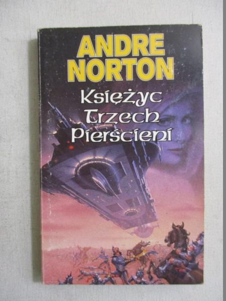Księżyc Trzech Pierścieni