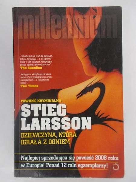 Larsson Stieg - Dziewczyna, która igrała z ogniem