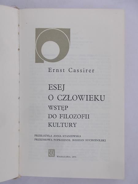 Esej o człowieku
