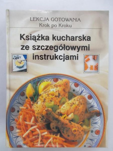 Książka kucharska ze szczegółowymi instrukcjami