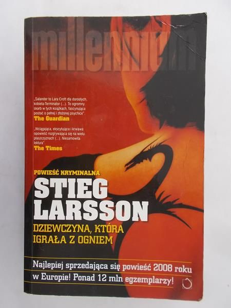 Larsson Stieg - Dziewczyna, która igrała z ogniem