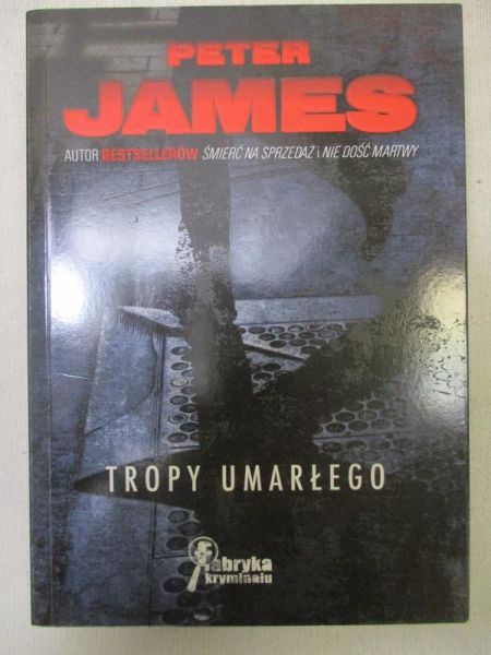 James Peter - Tropy umarłego