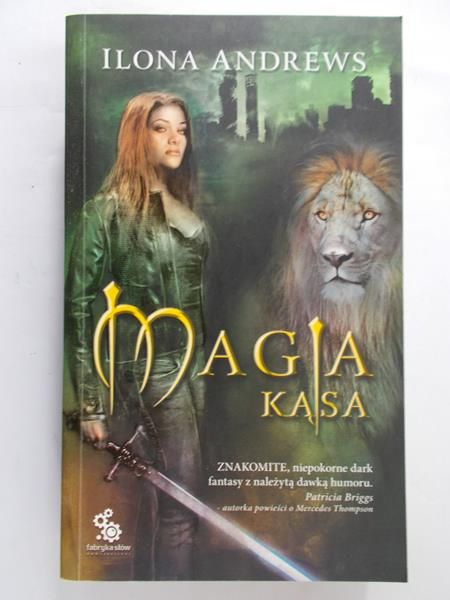 Andrews Ilona  - Magia kąsa