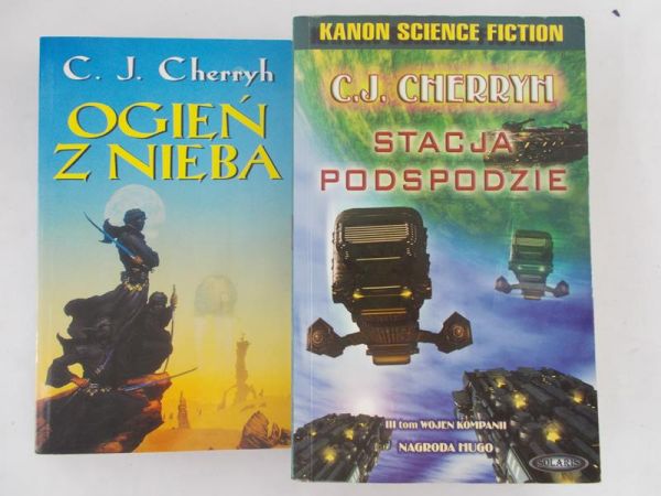 Cherryh C.J. - Ogień z nieba / Stacja podspodzie