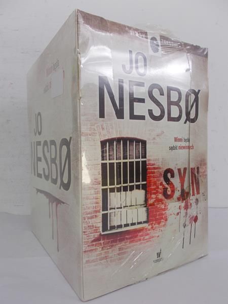 Nesbo Jo - Ślady zbrodni.Syn, NOWA