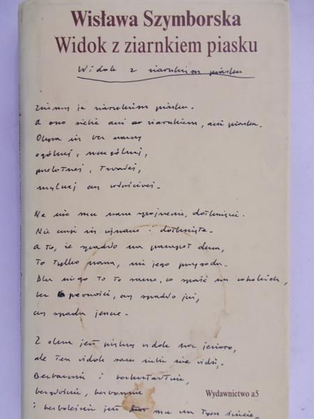 Szymborska Wisława - Widok z ziarnkiem piasku