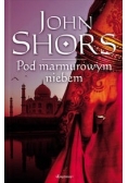 Pod marmurowym niebem
