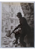 Powstanie warszawskie 1944 okiem polskiej kamery